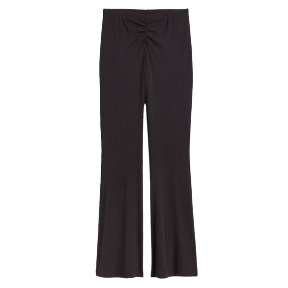 H&M Pants - H&m flared leggings in ribbed jersey fitted pants size S boot cut New with tags